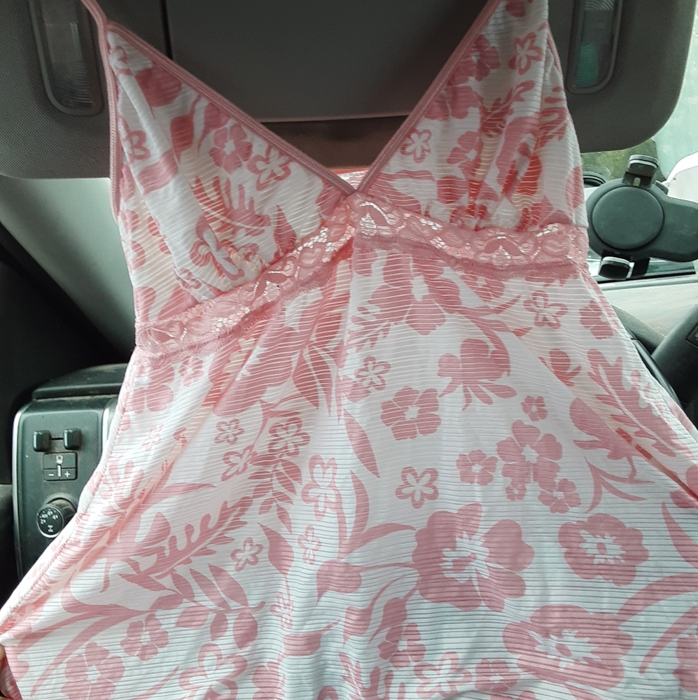 Intimate sleepwear